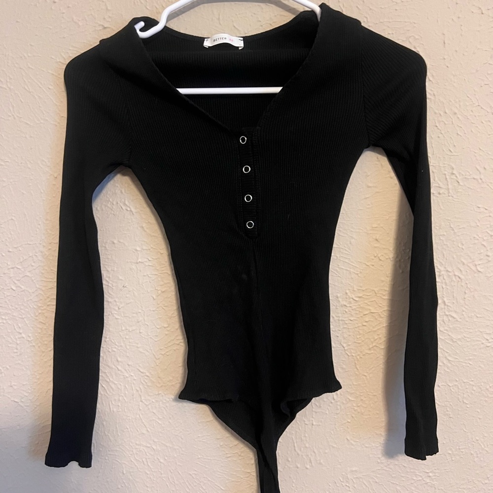 Women’s Black Long Sleeve Bodysuit 🖤